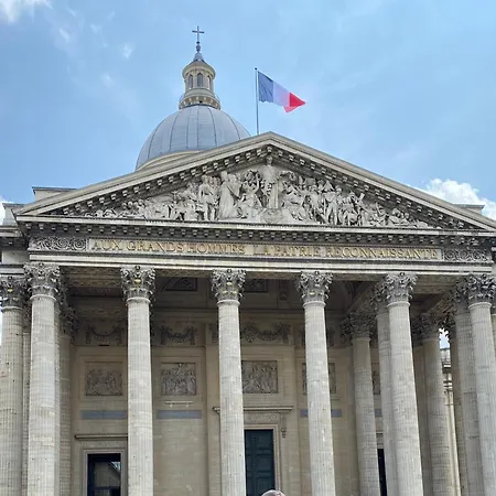 Chic 2 Bedrooms Phantheon Notre Dame * París